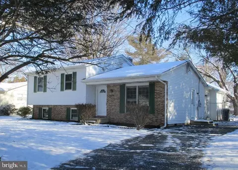 126 E Cook Ave, Smyrna, DE 19977