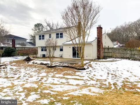 9 Terry Cir, Dover, DE 19904 photo 2