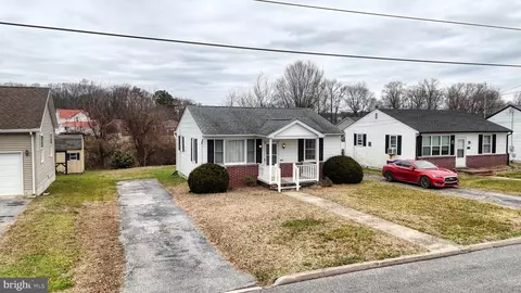 500 N Smith Ave, Harrington, DE 19952 photo 3