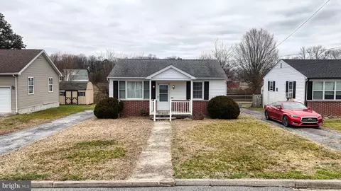 500 N Smith Ave, Harrington, DE 19952