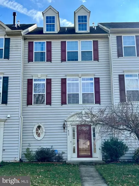 412 S Greenberry Ln, Dover, DE 19904