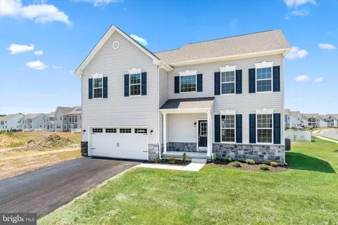 16 Eastbrook Ct, Dover, DE 19904