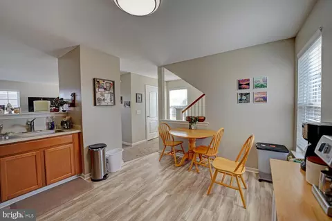Dining - 327 Paradee Dr, Dover, DE 19904 photo 1 of 2