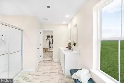 Entry Way - 33 Jerry Lee, Dover, DE 19904 photo 1 of 1