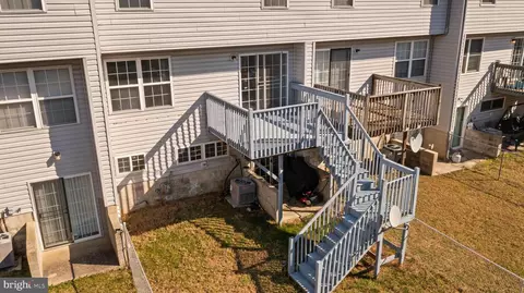 Exterior - 324 Northdown Dr, Dover, DE 19904 photo 8 of 8