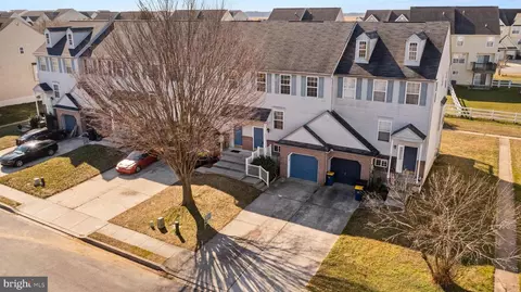 Exterior - 324 Northdown Dr, Dover, DE 19904 photo 4 of 8