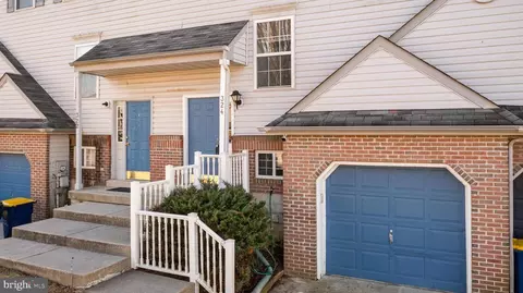 Exterior - 324 Northdown Dr, Dover, DE 19904 photo 3 of 8