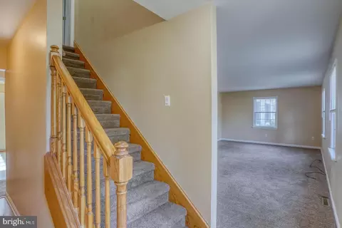 Entry Way - 243 Greenview Dr, Dover, DE 19901 photo 1 of 2