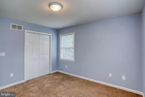 Bedroom - 243 Greenview Dr, Dover, DE 19901 photo 1 of 1