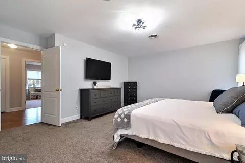 Bedroom - 53 Waterwheel Cir, Dover, DE 19901 photo 8 of 10