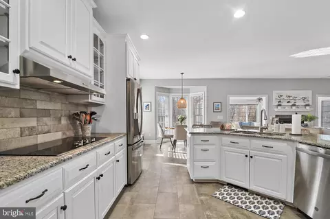 Kitchen - 53 Waterwheel Cir, Dover, DE 19901 photo 1 of 4