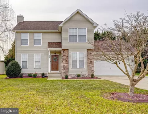 82 Sammon Dr, Clayton, DE 19938