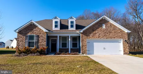 353 Forty Nine Pines Dr, Dover, DE 19904