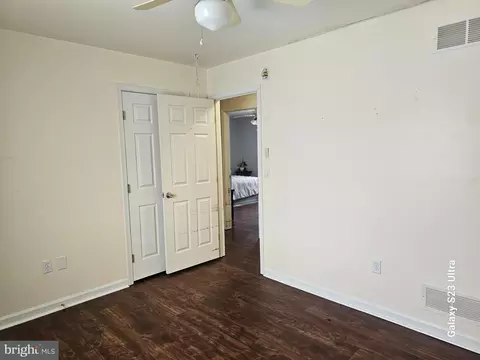 Bedroom - 949 Shank Rd, Dover, DE 19904 photo 5 of 5