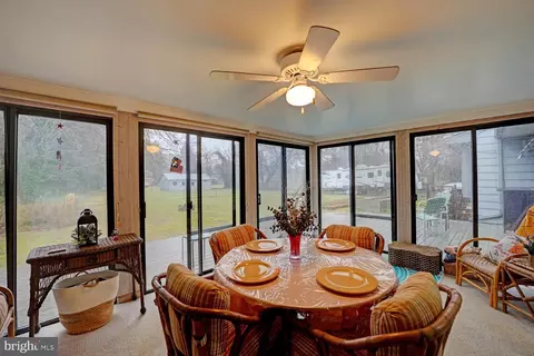Dining - 270 N Old Mill Rd, Dover, DE 19901 photo 2 of 6
