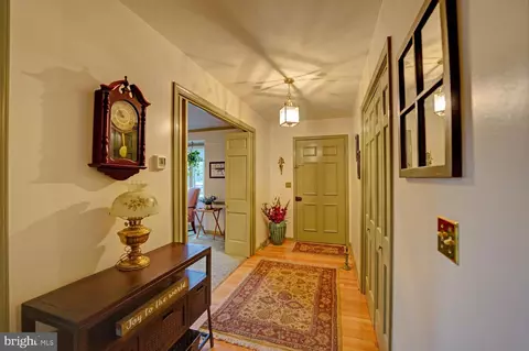 Entry Way - 270 N Old Mill Rd, Dover, DE 19901 photo 2 of 3