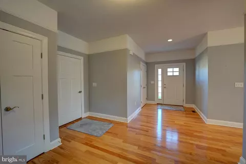 Living - 43 Maple Dale Rd, Dover, DE 19904 photo 1 of 10