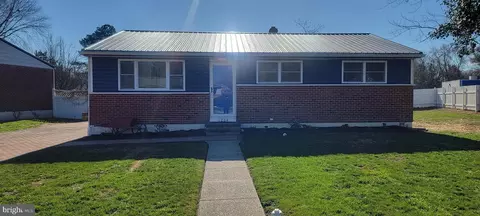 Exterior - 1204 Harrison Dr, Dover, DE 19901 photo 2 of 5