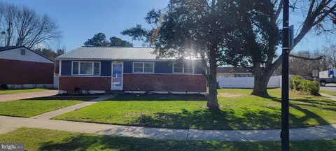 1204 Harrison Dr, Dover, DE 19901