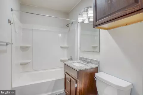 Bath - 486 Main St, Dover, DE 19901 photo 1 of 2