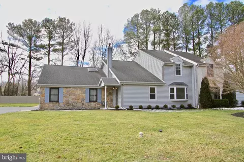 30 Lost Tree Ct, Dover, DE 19904
