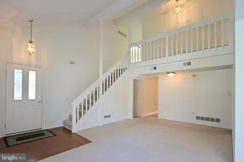 Living - 30 Lost Tree Ct, Dover, DE 19904 photo 1 of 4