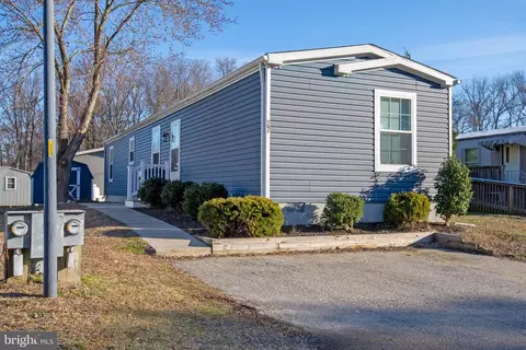 27 Loxley Ln #27, Hartly, DE 19953