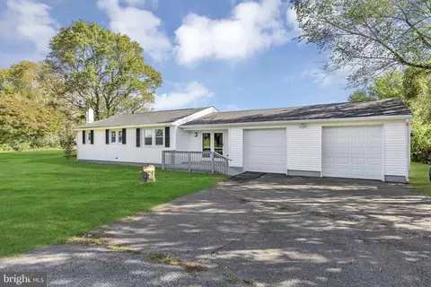 3942 Bayside Dr, Dover, DE 19901