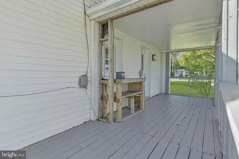 Exterior - 3942 Bayside Dr, Dover, DE 19901 photo 6 of 11