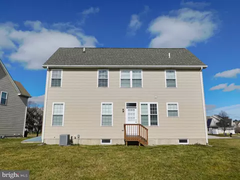 Exterior - 112 W Sheldrake Cir, Dover, DE 19904 photo 5 of 5