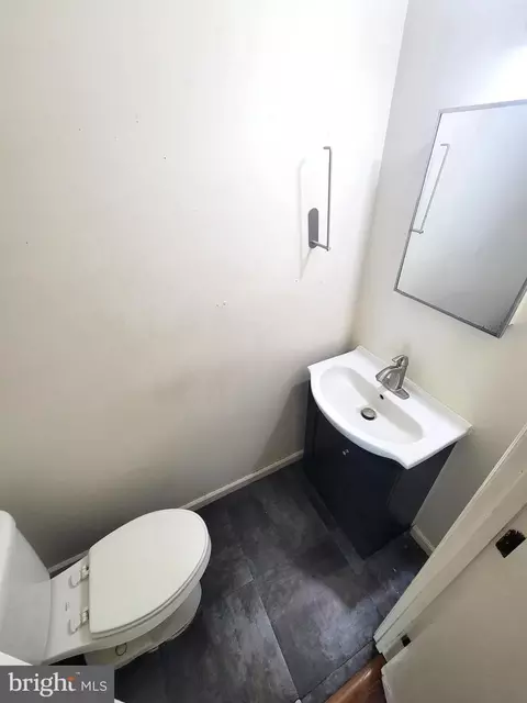 Bath - 67 Village Dr, Dover, DE 19904 photo 1 of 3