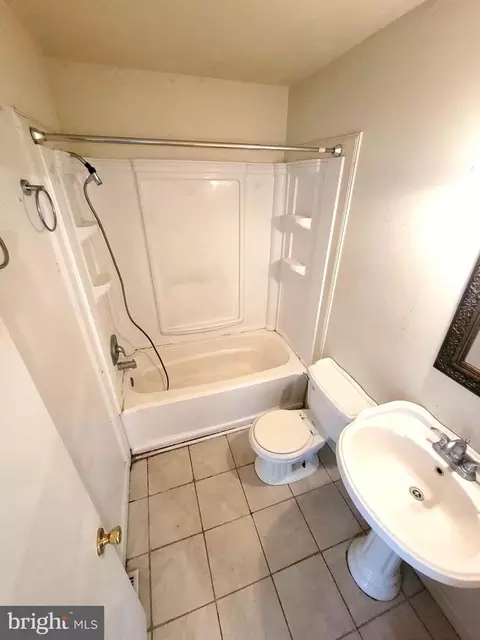 Bath - 67 Village Dr, Dover, DE 19904 photo 2 of 3