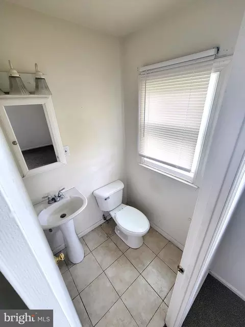 Bath - 67 Village Dr, Dover, DE 19904 photo 3 of 3