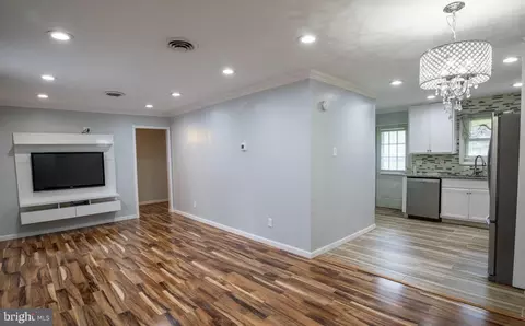 157 President Dr, Dover, DE 19901