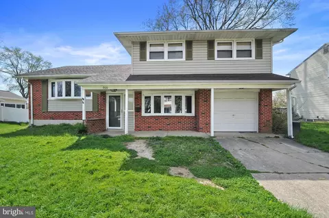 900 Wilson Dr, Dover, DE 19904