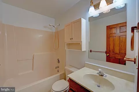 Bath - 391 Josie Ave, Dover, DE 19901 photo 4 of 4