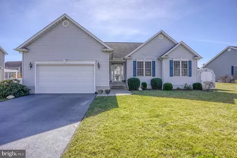 610 Phillips Dr, Magnolia, DE 19962