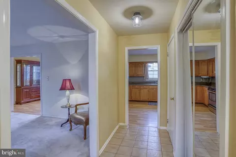 Entry Way - 10 Merion Rd, Dover, DE 19904 photo 1 of 2