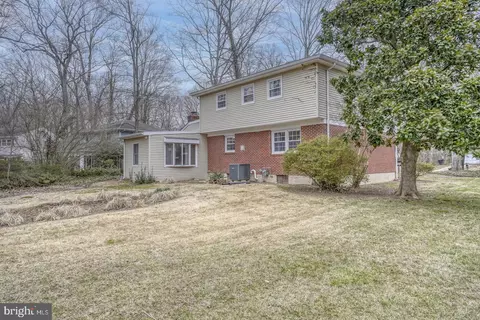 Exterior - 10 Merion Rd, Dover, DE 19904 photo 3 of 5