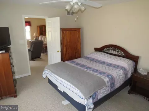 Bedroom - 198 N Planters Ln, Dover, DE 19901 photo 2 of 6