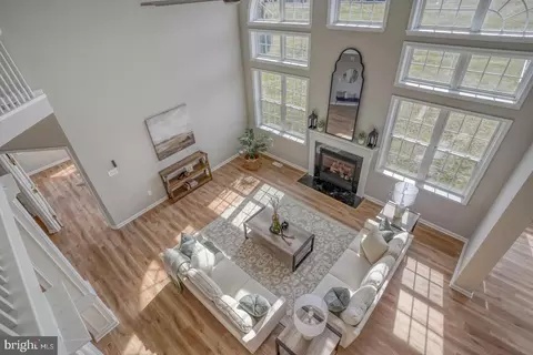 Living - 127 Quails Nest Dr, Dover, DE 19904 photo 9 of 11