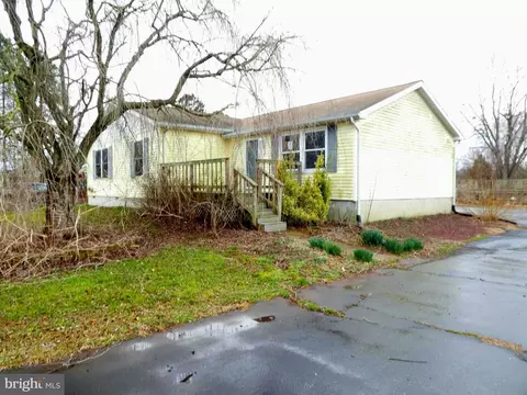 145 Fox Chase Rd, Felton, DE 19943