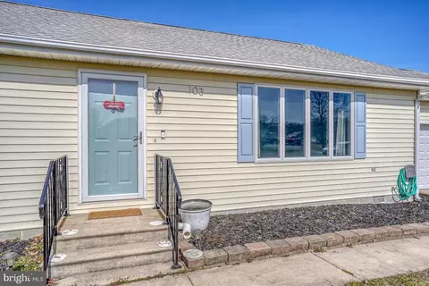 103 Allan Ave, Viola, DE 19979