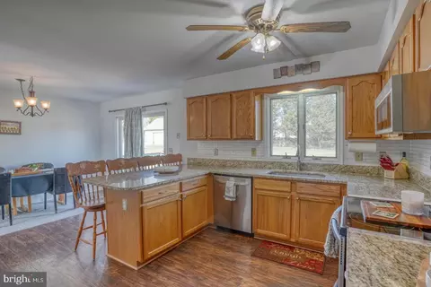 Kitchen - 103 Allan Ave, Viola, DE 19979 photo 5 of 6