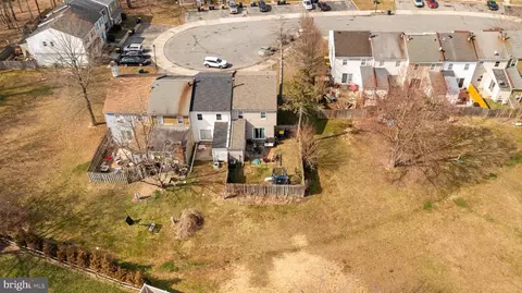 Exterior - 64 Forest Creek Dr, Dover, DE 19904 photo 7 of 10