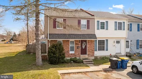 Exterior - 64 Forest Creek Dr, Dover, DE 19904 photo 2 of 10