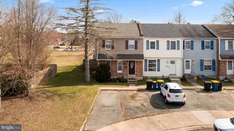 Exterior - 64 Forest Creek Dr, Dover, DE 19904 photo 5 of 10