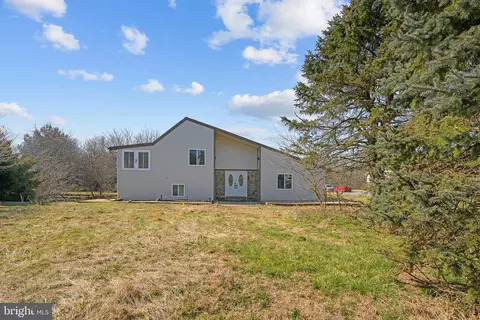 226 Hickory Ridge Rd, Smyrna, DE 19977