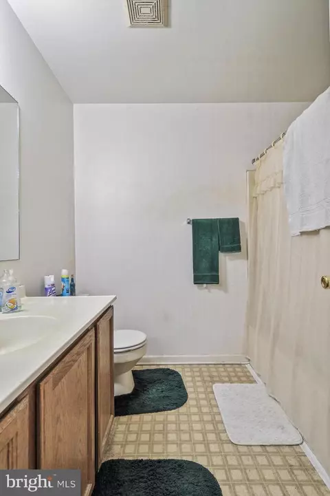 Bath - 18 Gristmill Dr, Dover, DE 19904 photo 1 of 1
