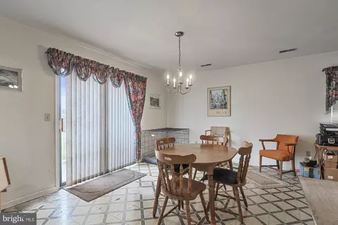 Dining - 18 Gristmill Dr, Dover, DE 19904 photo 2 of 4